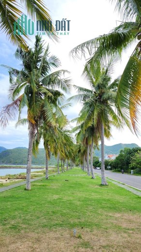 biệt thự An viên nha trang. 180m2 có 5pn, 4wc, hướng tây bắc. giá 18 tỷ