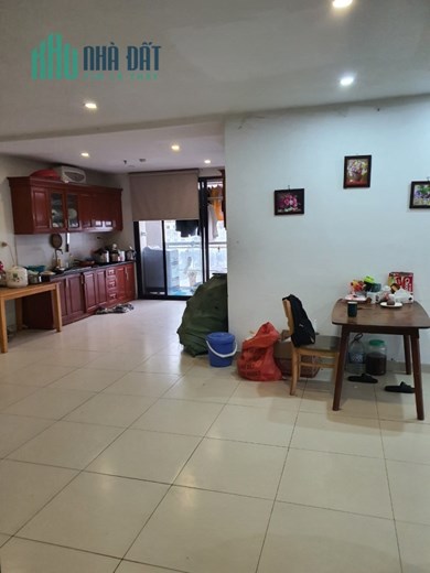 Chung cư FLC 36 Phạm Hùng, Nam Từ Liêm, 131m2, 3 ngủ, 2 vệ sinh, vi trí đắc địa, giá 4,5 tỷ