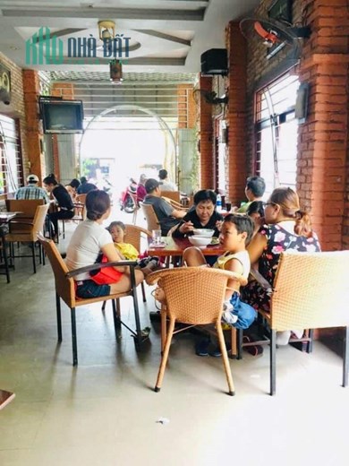 MẶT TIỀN KINH DOANH ĐỈNH - ĐƯỜNG RỘNG 9M - NGAY CHỢ - GIÁP TÂN PHÚ
