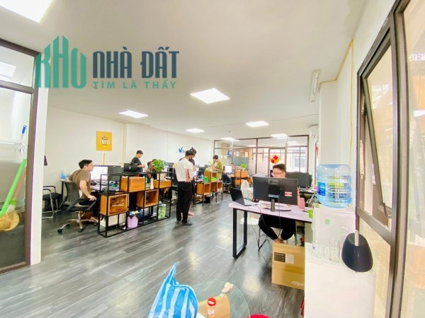Bán Toà Nhà Văn Phòng Phố Nguyễn Thị Định 80m2 thông sàn kinh doanh đẳng cấp