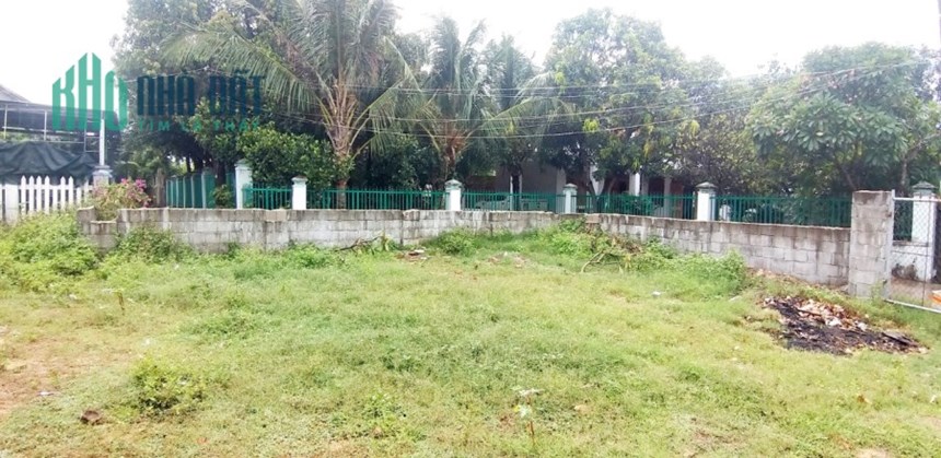 Bán 364,5m2 đất trung tâm Phường hòa Hiệp Trung SHR 2.2 tỷ. Lh:0919791339 – 0988791339.