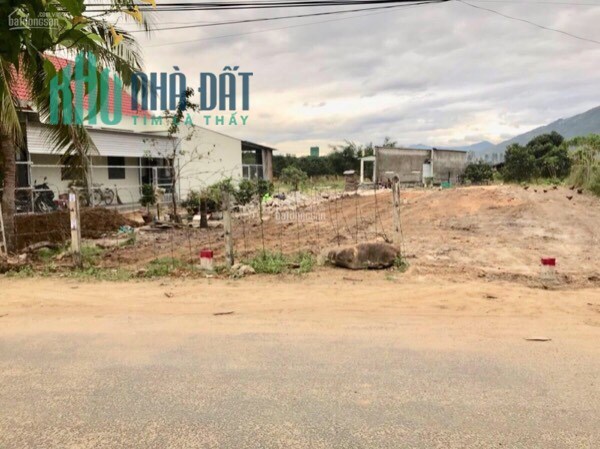 Bán đất Suối Tiên cách Hương lộ 39 chỉ 100m ngay khu dân cư đông đúc giá rẻ chỉ 2tr/m2