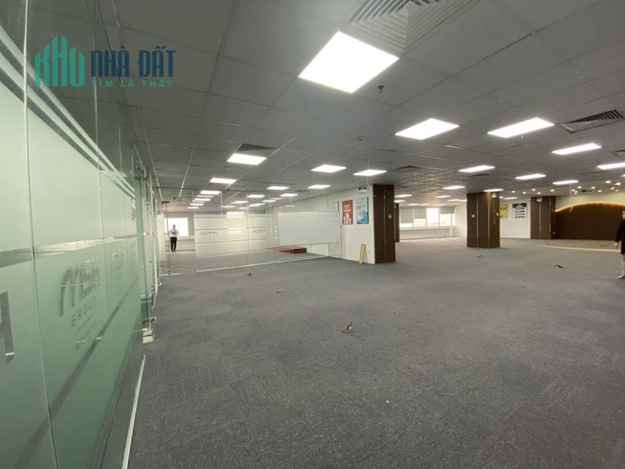 Hot! Cho thuê văn phòng logistics, đào tạo, vị trí quảng cáo đỉnh cao tòa Việt Tower, số 1 Thái Hà,