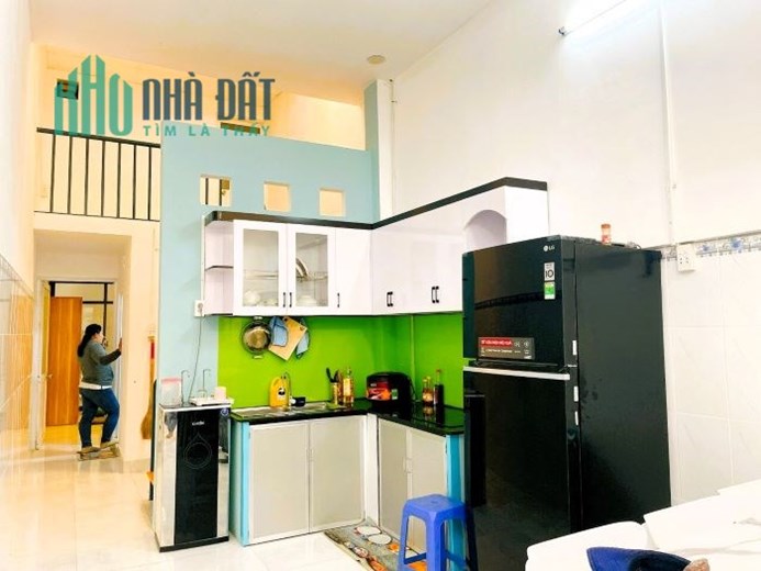 Cho thuê nhà nguyên căn 80m2 2PN full nội thất đường 6 Trường Thọ