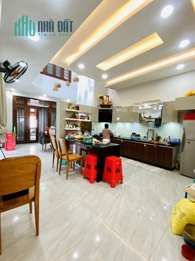 NHÀ HXH BÌNH TRỊ ĐÔNG, TÂN PHÚ - 80M 5 TẦNG BTCT - NHÀ MỞI Ở NGAY - CHỈ NHỈNH 5 TỶ