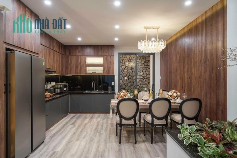 Căn Villa Mini ( 11 tỉ 700 triệu ) mới hoàn thiện ở phường 8, Đà Lạt