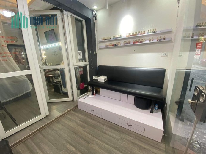 CẦN SANG NHƯỢNG TIỆM NAIL PHỐ TRỊNH HOÀI ĐỨC, CÁT LINH, HÀ NỘI