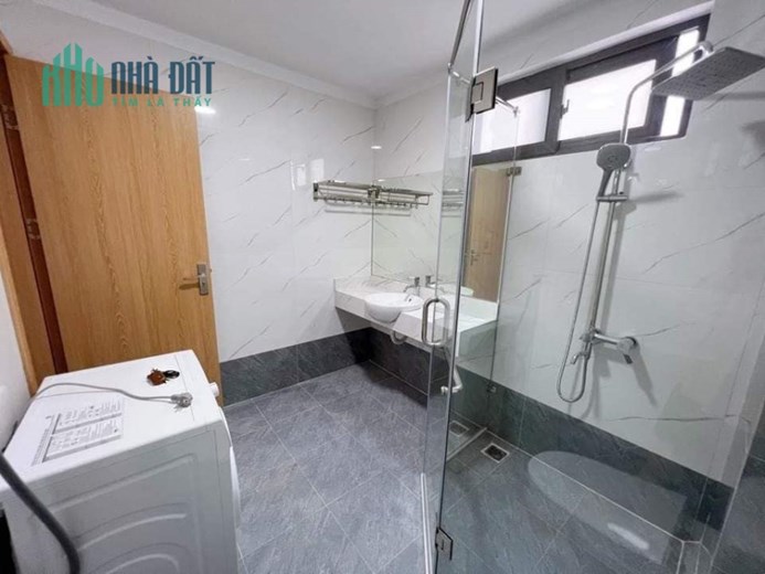 Bán Toà CC MiNI Khâm Thiên - 20m Ra Phố - Doanh Thu 700Tr/năm - 8 T, MT 6.6m, Giá 11.9 tỷ.