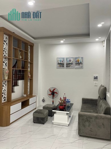 HIẾM! Bán đất tặng nhà kèm nội thất, ngõ thoáng sạch, gần công viên