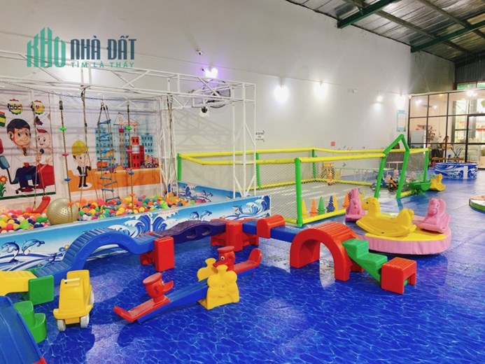 Long An ( Giáp Hóc Môn ) SANG KHU VUI CHƠI THIẾU NHI – CAFÉ – QUÁN ĂN GIÁ RẺ 650 TR ( Đầu tư hơn 1