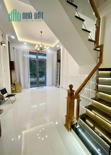 Nhà mới 3 tầng sát HXH Bùi Minh Trực P6 Q8 giá 3tỷ 690