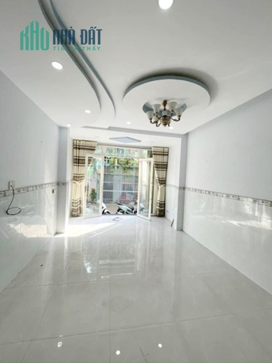 Căn góc mới 3 tầng HXH sát đường Bùi Minh Trực P5Q8 - Giá : 5.68 Tỷ