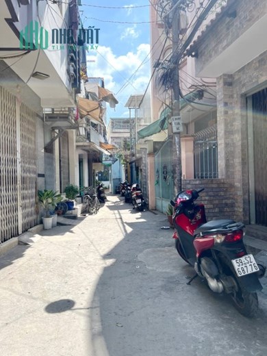 Căn góc mới 3 tầng HXH sát đường Bùi Minh Trực P5Q8 - Giá : 5.68 Tỷ