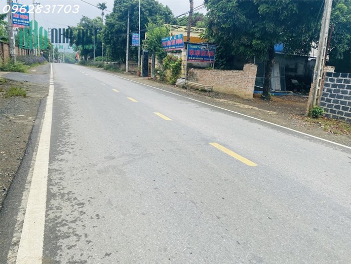 chủ cần tiền bán 1111m có 955m thổ cư trục chính giá rẻ tại phú mãn