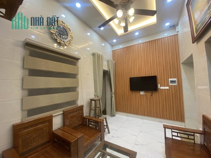 BÁN ĐẤT KHƯƠNG TRUNG,THANH XUÂN - NGÕ THÔNG - Ô TÔ NGỦ TRONG NHÀ - CÁCH MẶT PHỐ 5M - KINH DOANH SẦM