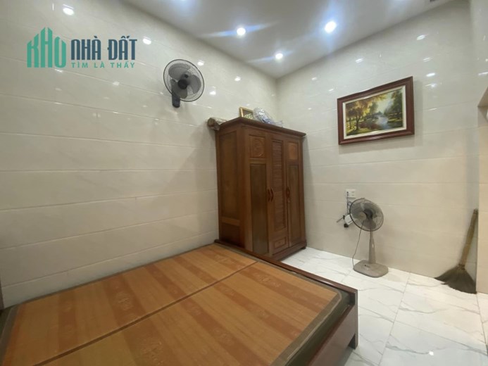 BÁN ĐẤT KHƯƠNG TRUNG,THANH XUÂN - NGÕ THÔNG - Ô TÔ NGỦ TRONG NHÀ - CÁCH MẶT PHỐ 5M - KINH DOANH SẦM
