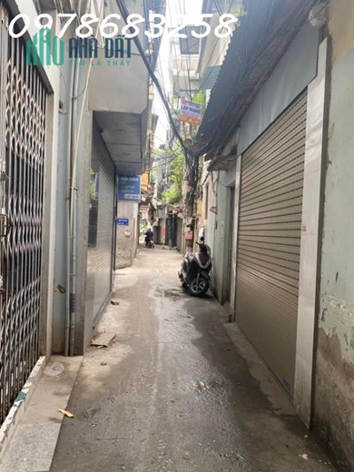 Bán nhà đẹp full nội thất ở đường Minh Khai, DT 36m2 5 tầng MT 4m, giá 3,8 tỉ
