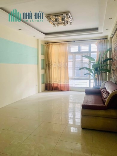 Bán nhà Trần Quý Cáp-Linh Quang-Đống Đa 55/60mT2x5 tầng-gara ô tô-2 thoáng-gần hồ-Giá : 8 tỷ.