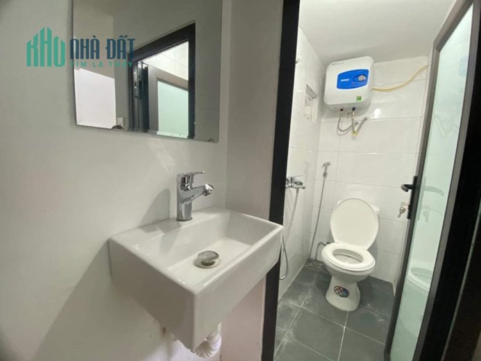 Bán nhà phố Mạc Thị Bưởi- nhỉnh 1 tỷ có ngay hộ khẩu HN -ô tô cách 20m- tặng full nội thất- gần