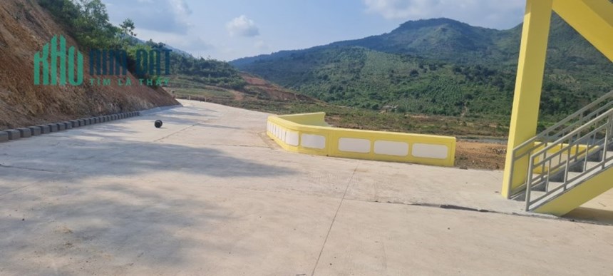 BÁN 1,7HA ĐẤT MẶT TIỀN HỒ ĐẮC LỘ, VĨNH PHƯƠNG, TP NHA TRANG. LH  0913503888
