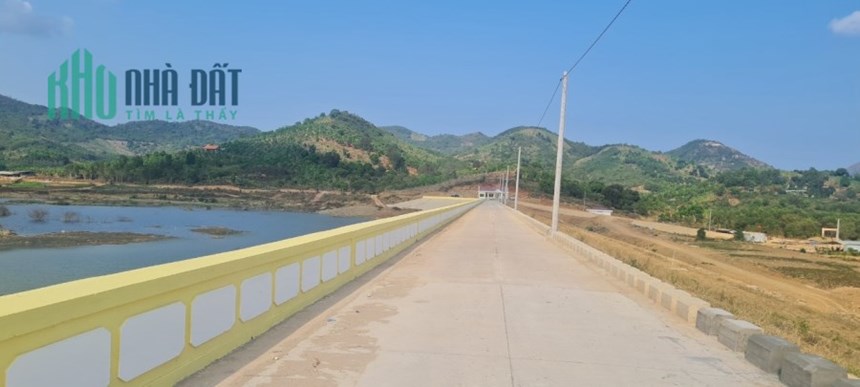 BÁN 1,7HA ĐẤT MẶT TIỀN HỒ ĐẮC LỘ, VĨNH PHƯƠNG, TP NHA TRANG. LH  0913503888