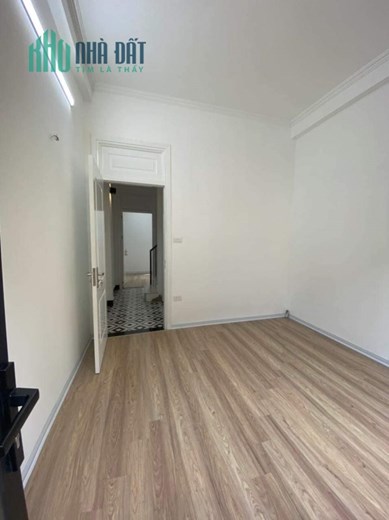 SIÊU PHẨM LẠC LONG QUÂN 35M2 X 5T GẦN PHỐ - TẶNG NỘI THẤT 4.3 TỶ