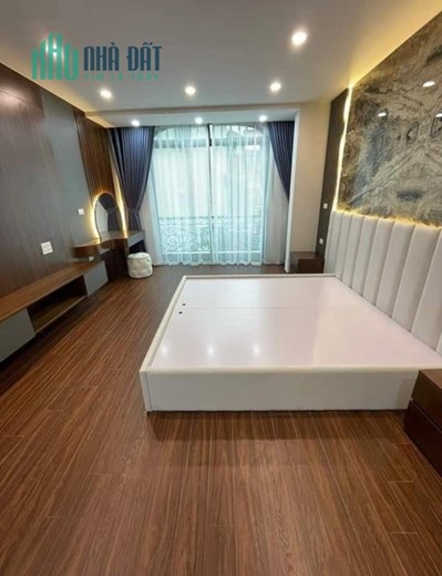 Nhà Trần Cung Cầu Giấy 60m, Mt 5.6m giá 12 tỷ, phân lô, ô tô 0343564283