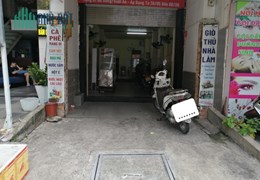 Sang nhượng mặt bằng trống Số 87, đường số 37, phường Tân Quy, Quận 7- Diện tích: 4 x 20 m, 3wc, 2
