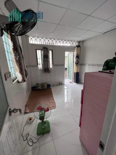 TTQ6 -3 TẦNG ĐÚC KIÊN CỐ- HẺM TRƯỚC NHÀ 3M -DỌN VÀO Ở NGAY