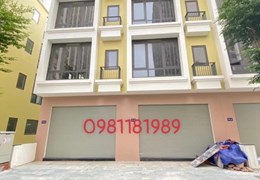 Bán nhà liền kề IEC Tứ Hiệp, Thanh Trì, 60m2*4.5 tầng, MT 5m. Kinh doanh cực đỉnh. Giá 9.x tỷ