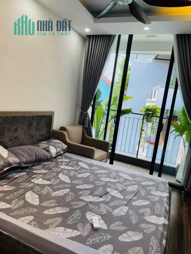 Nhà đẹp-Full nội thất-38m²-5 tầng-Ngọc Lâm Long Biên-nhỉnh 4 tỷ