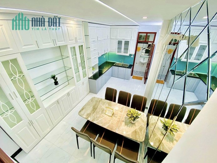 Bán gấp nhà Khương Đình Thanh Xuân 50m 4 tầng mặt tiền 4m ngõ thông gần phố nhỉnh 5 tỷ lh