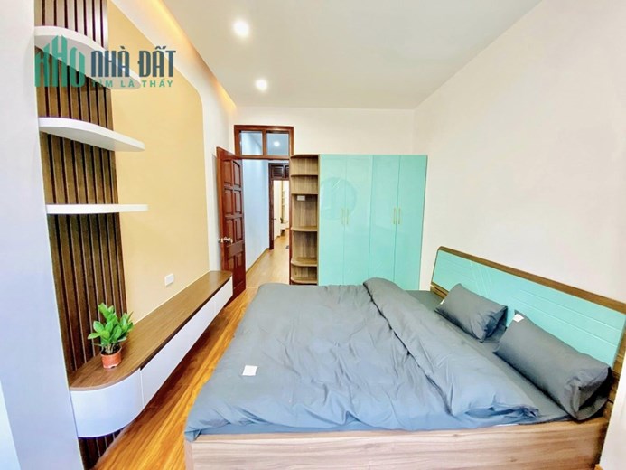 Bán gấp nhà Khương Đình Thanh Xuân 50m 4 tầng mặt tiền 4m ngõ thông gần phố nhỉnh 5 tỷ lh