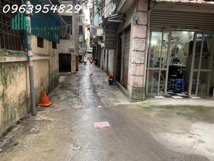 BÁN NHÀ ĐÊ LA THÀNH, QUẬN ĐỐNG ĐA, 25M RA MẶT PHỐ, BA GÁC ĐỖ CỬA, 2 THOÁNG, NGÕ THÔNG, CHỈ 6.9 TỶ