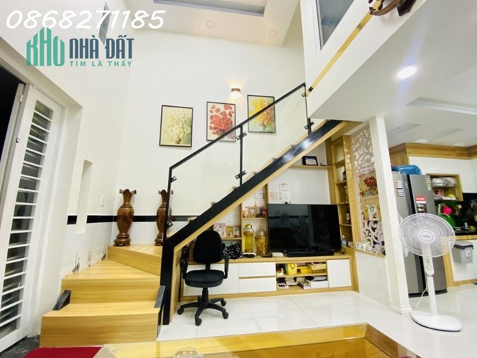 Bán Nhà Quận 12, HXH Tân Chánh Hiệp, 2 Tầng, 44M2, Nhà Đẹp Lung Linh, Chỉ 3 Tỷ 3.
