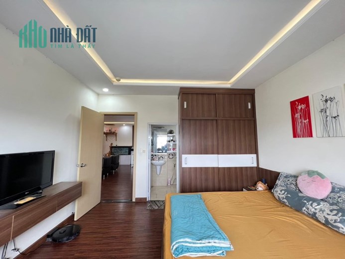 Bán gấp CC 0RIENTAL PLAZA  685  ÂU CƠ 82M2 chỉ 3.45 tỷ còn TL