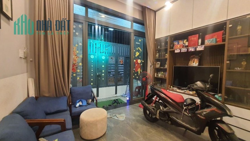 Bán nhà đẹp hẻm ô tô 4 tầng 80m2 Hòa Bình Tân Phú chỉ 7,9 tỷ TL.