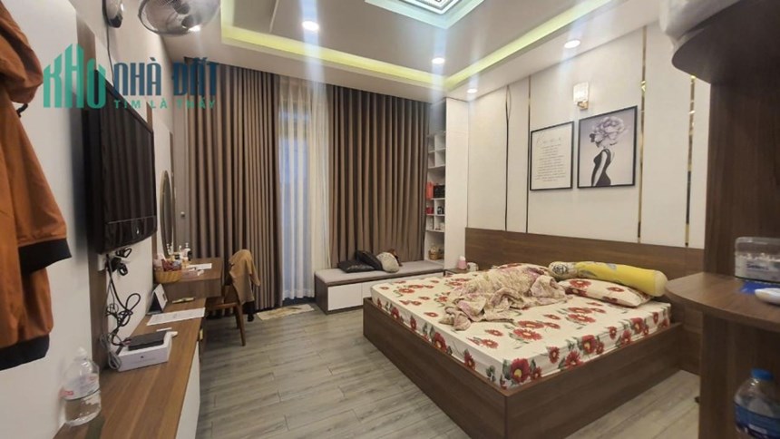 Bán nhà đẹp hẻm ô tô 4 tầng 80m2 Hòa Bình Tân Phú chỉ 7,9 tỷ TL.