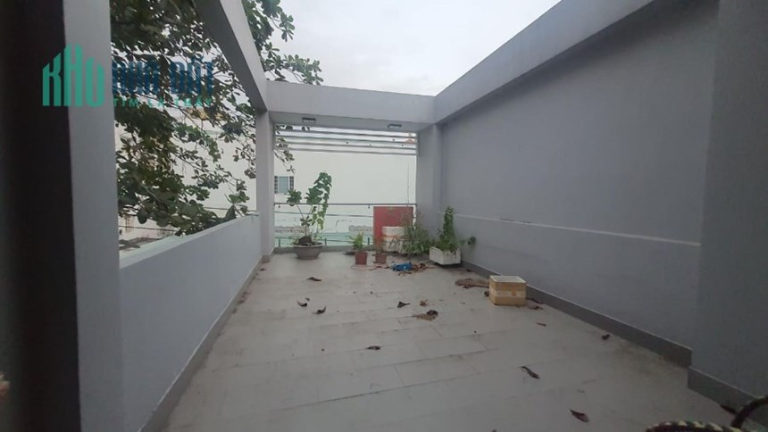Bán nhà đẹp hẻm ô tô 4 tầng 80m2 Hòa Bình Tân Phú chỉ 7,9 tỷ TL.