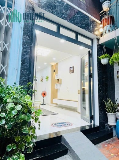 Bán Gấp Nhà, Đường Lê Quang Định, Phường 1, Quận Gò Vấp.