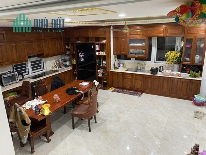 Siêu phẩm có 1.0.2 Tư Đình, lô góc, thang máy, nội thất VIP, ô tô, 70m2 x7T, MT 7.8m, giá 15 tỷ