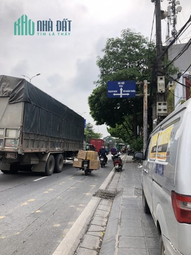 Bán nhà Mặt phố Nguyễn Văn Linh, Vỉa hè, KD, 125m2, chỉ 71 tr/m2.