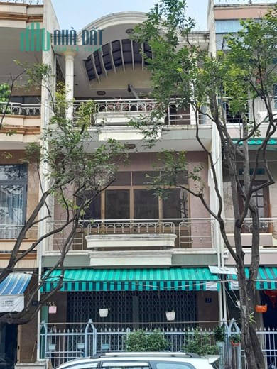 CHÍNH CHỦ CẦN BÁN Căn Nhà Mặt Phố Tại 11 Triệu Việt Vương ,Quận Sơn Trà ,Đà Nẵng