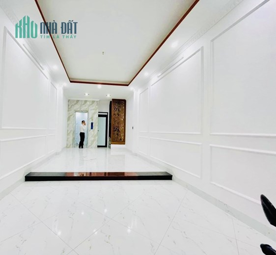 Siêu Đẹp  Ô TÔ – TM - NHÀ MỚI Hoàng Quốc Việt 40mx7T bán 7 TỶ5