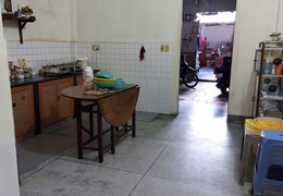 Bán nhà MT Trần Quý Cáp DT 9x35m. Nhà chưa qua đầu tư, vỉa hè 4m