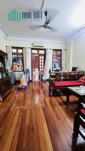 Bán Nhà Hoàng Cầu - Trần Quang Diệu, Đống Đa. Oto Đỗ Cửa. Gần Công Viên, Hồ Điều Hoà. Sổ Đỏ A4,