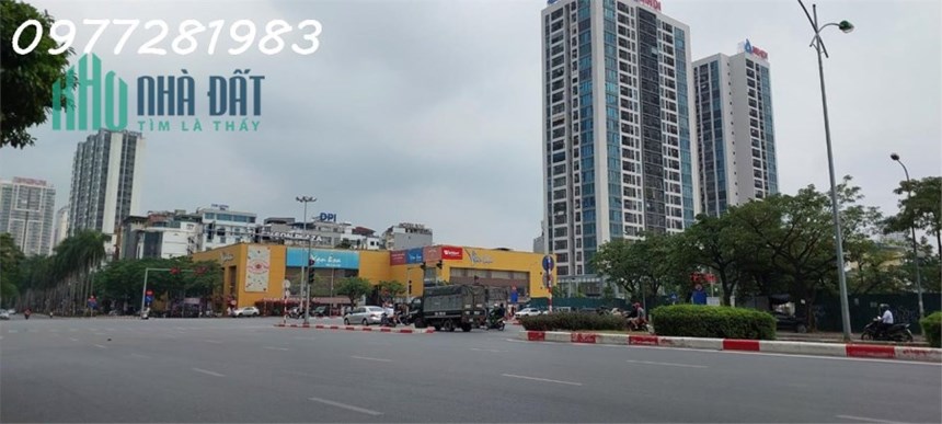 Chỉ 5.9 tỷ có ngay nhà 4 tầng mặt đường 32, Hoài Đưc.