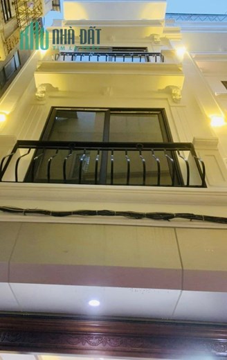 Hàng nóng bán gấp  NHÀ ĐẸP – Ô TÔ 2 THOÁNG  Nguyễn Khang 35mx 4 tỷ 8