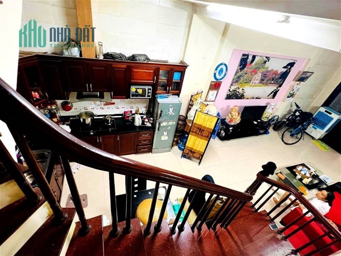 Nhà Phố Nguyễn Trãi, Quận Thanh Xuân 40m2 chỉ 6.8 tỷ, Ngõ Ô TÔ Kinh Doanh TỐT