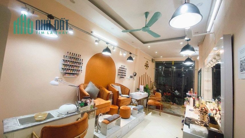 Mình cần sang nhượng lại TIỆM NAIL -MI -SPA -MAKEUP